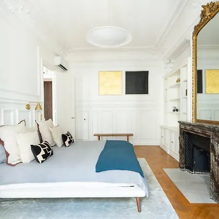 Luxury High End In The Heart Of