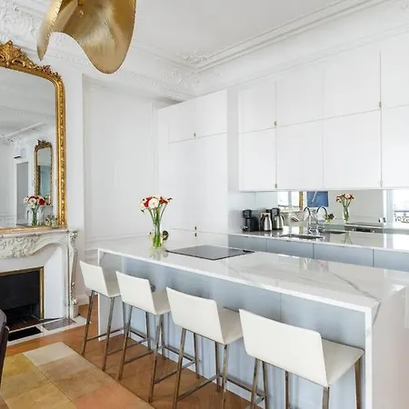 Luxury High End In The Heart Of